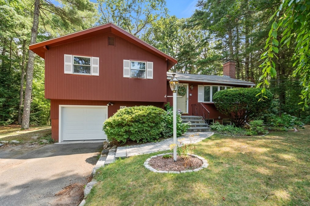 25 Meadowbrook Rd, Sudbury, MA 01776