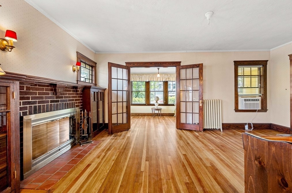 5 Lincoln Ct, Saugus, MA 01906