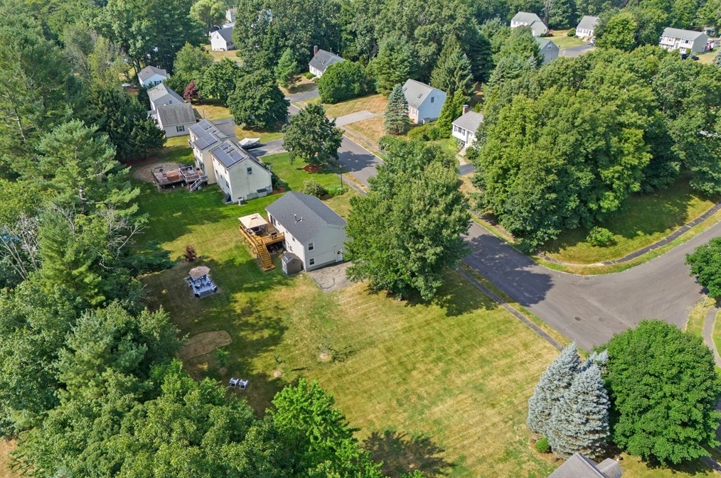 13 Indian Rock Rd, Haverhill MA  01832-1254 exterior