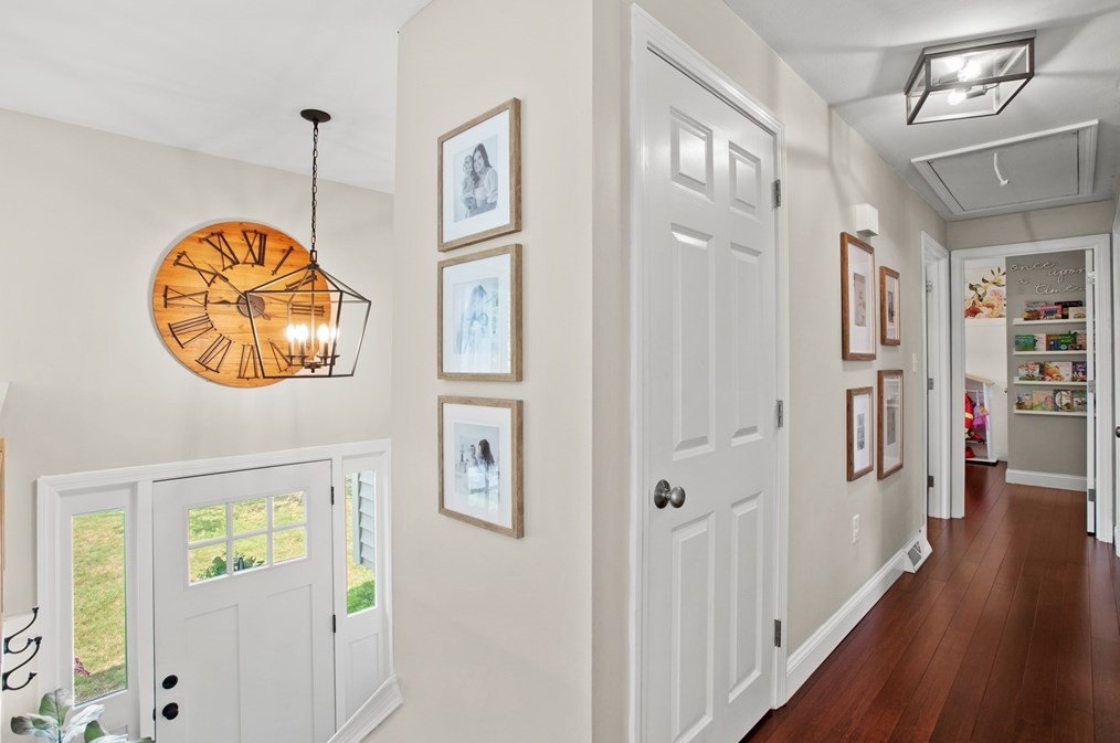 13 Indian Rock Rd, Haverhill MA  01832-1254 exterior