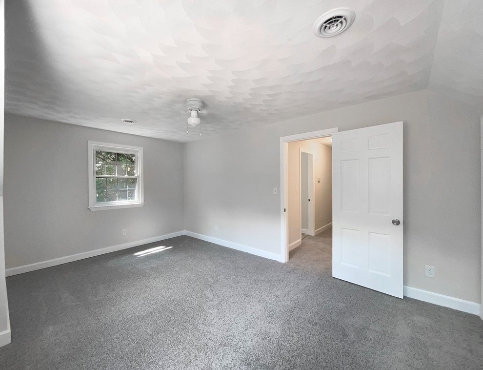 540 Broadway, Haverhill MA 01830-2400 exterior