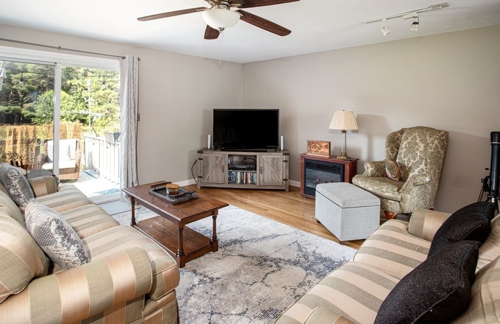 2697 Cranberry Hwy #11, Wareham, MA 02571