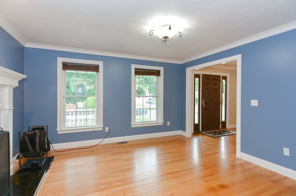 126 Pleasant St, Rehoboth MA  02769-1622 exterior