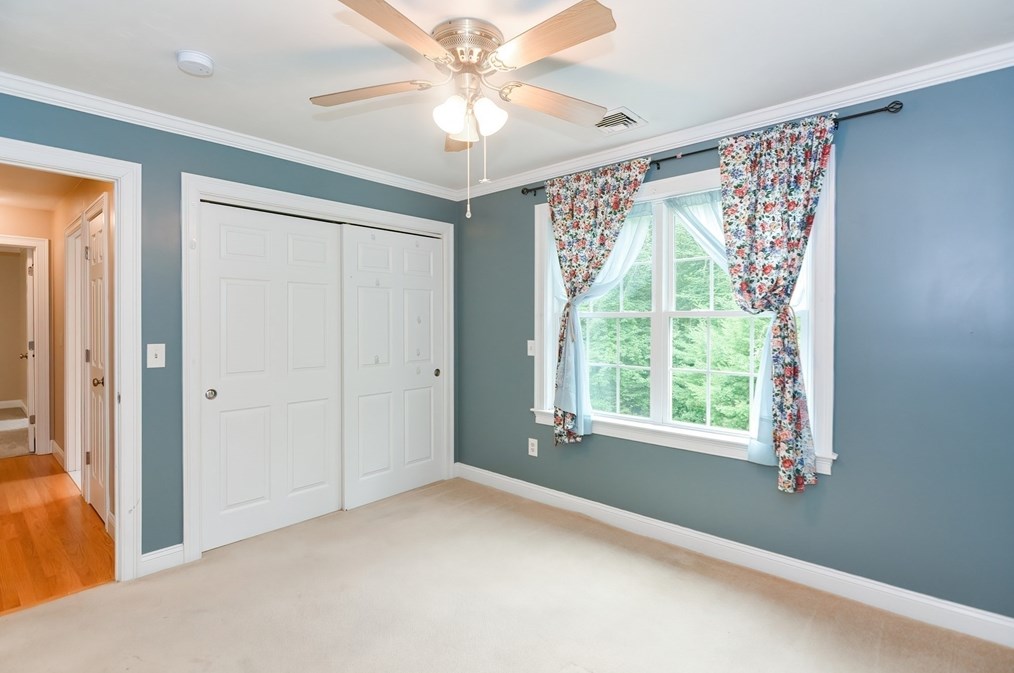 126 Pleasant St, Rehoboth MA  02769-1622 exterior