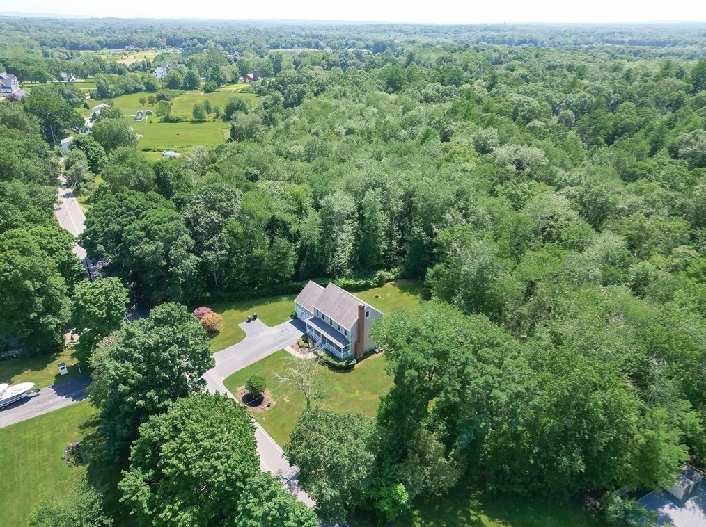 126 Pleasant St, Rehoboth MA  02769-1622 exterior