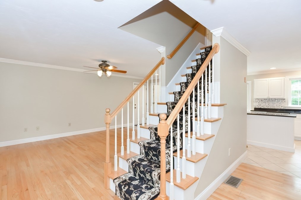 126 Pleasant St, Rehoboth MA  02769-1622 exterior