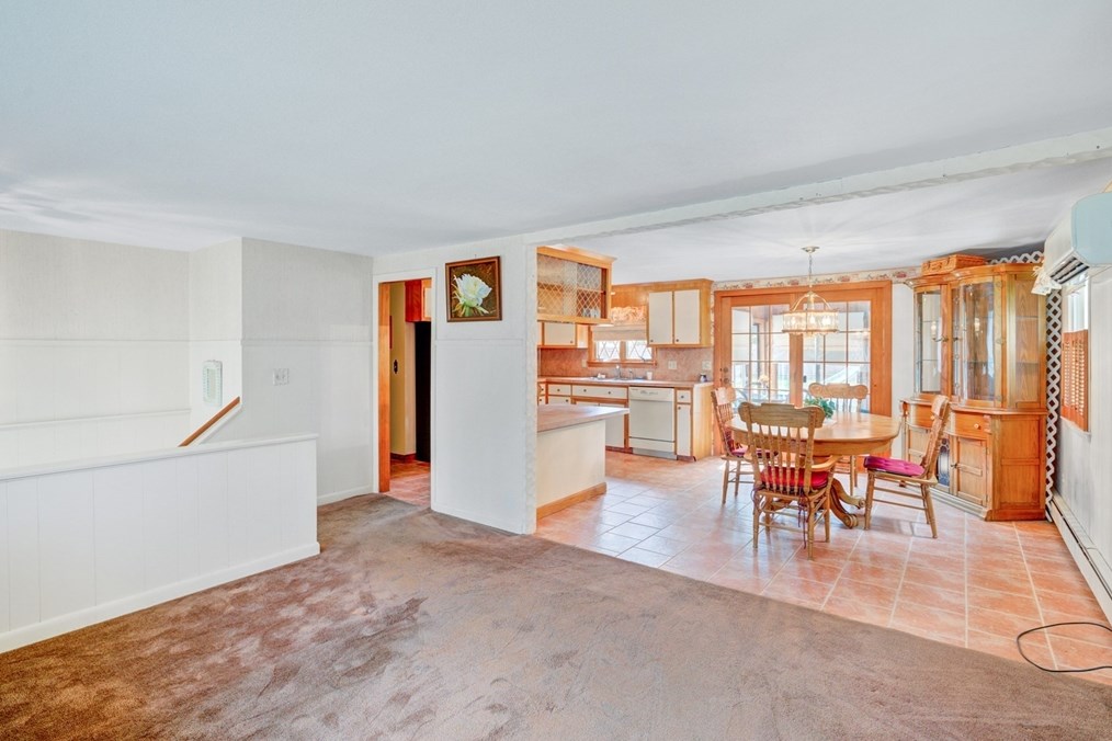 9 Muriel Ln, Milford MA  01757-1526 exterior