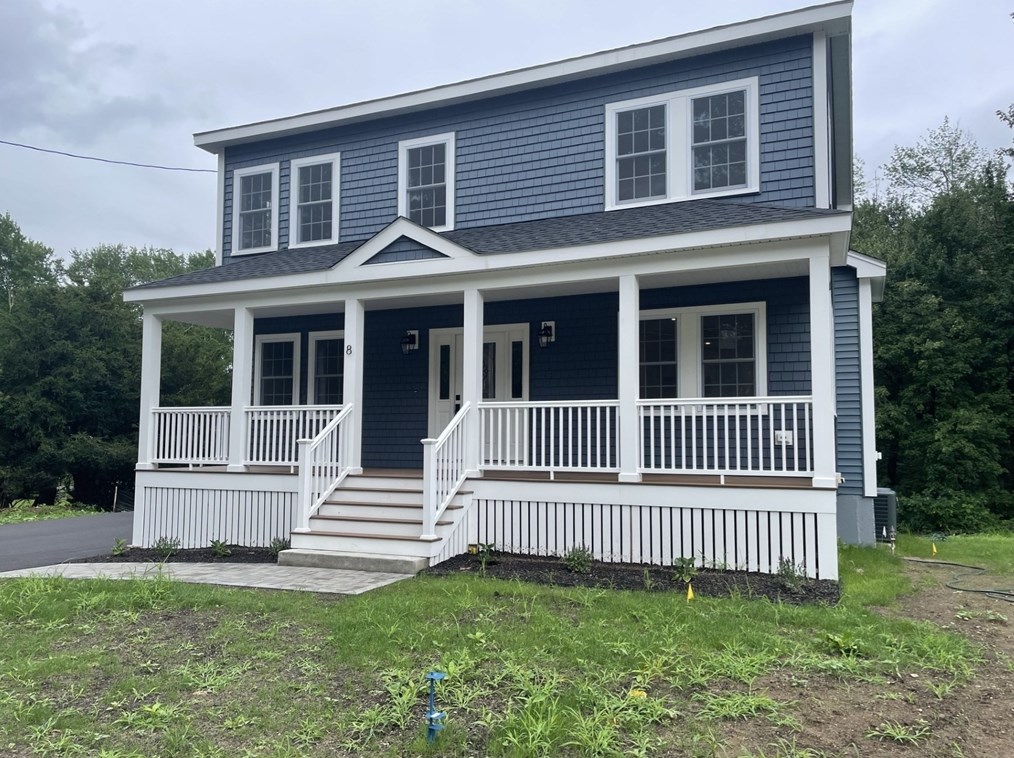 8 Farm St, Bellingham, MA 02019-1114