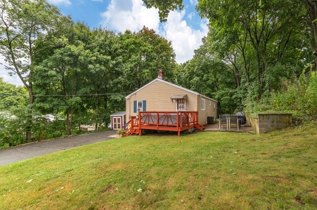 18 2nd St, Saugus, MA 01906