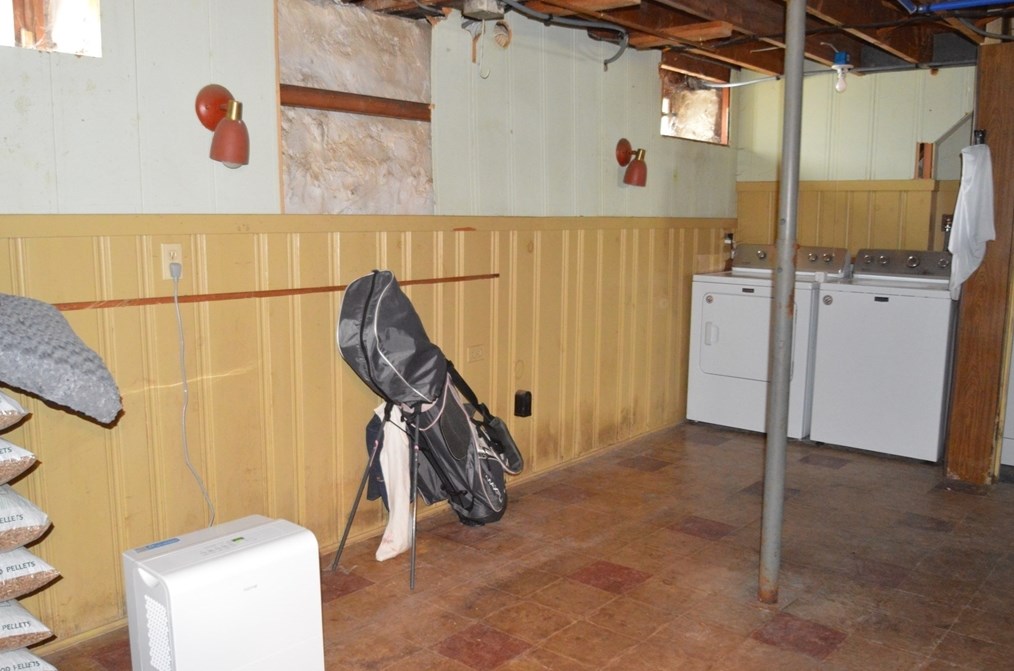 403 June St, Worcester MA  01602-2848 exterior