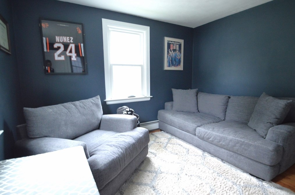 403 June St, Worcester MA  01602-2848 exterior