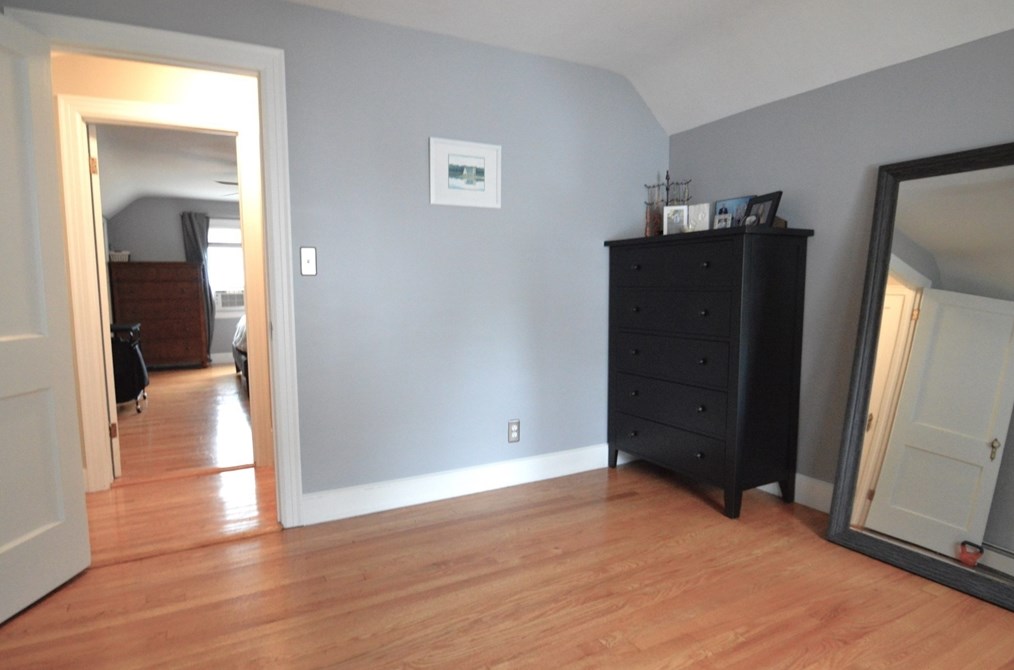 403 June St, Worcester MA  01602-2848 exterior