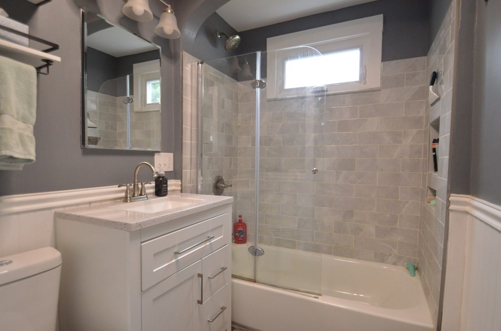 403 June St, Worcester MA  01602-2848 exterior