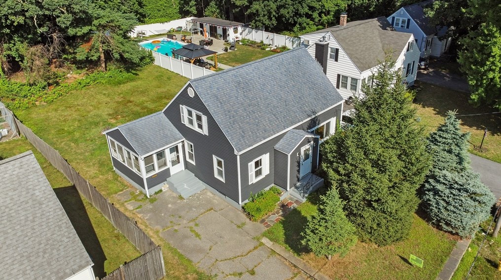 220 Lake Ave, Worcester, MA 01604