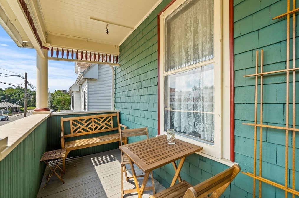 36-38 Willow St, Newton, MA 02459