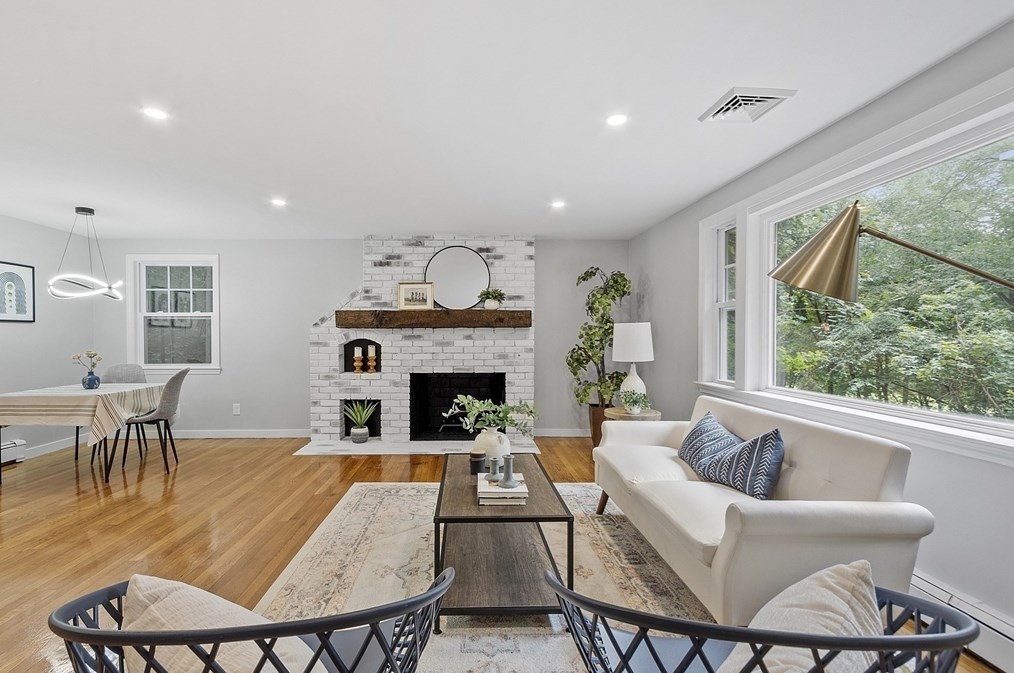 167 Harvard Rd, Stow, MA 01775 exterior