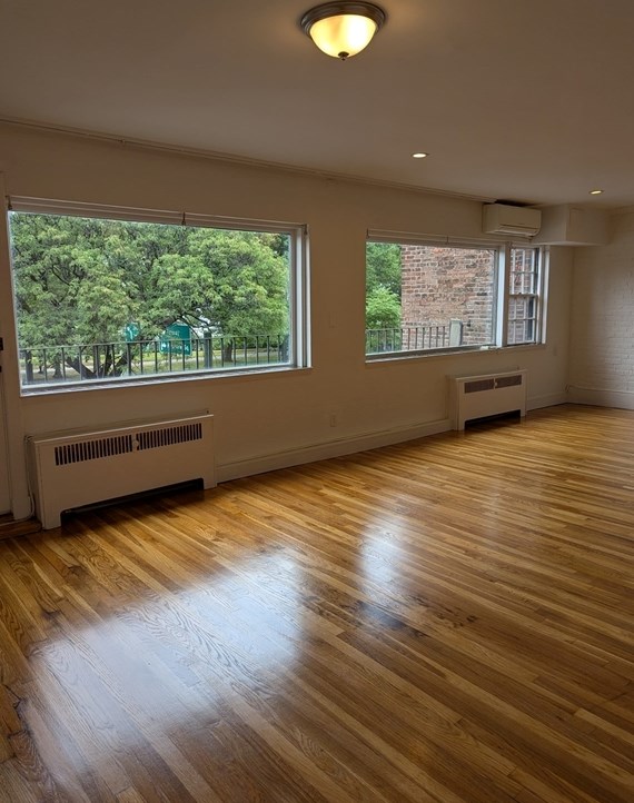127 Bay State Rd Apt 2, Boston, MA