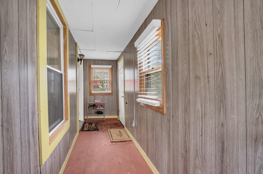 97 Piedmont St, Worcester, MA 01609