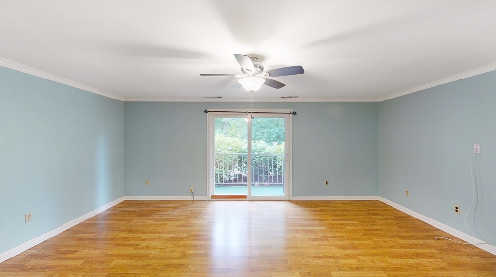 4 Kingswood Dr #3b, Abington, MA 02351