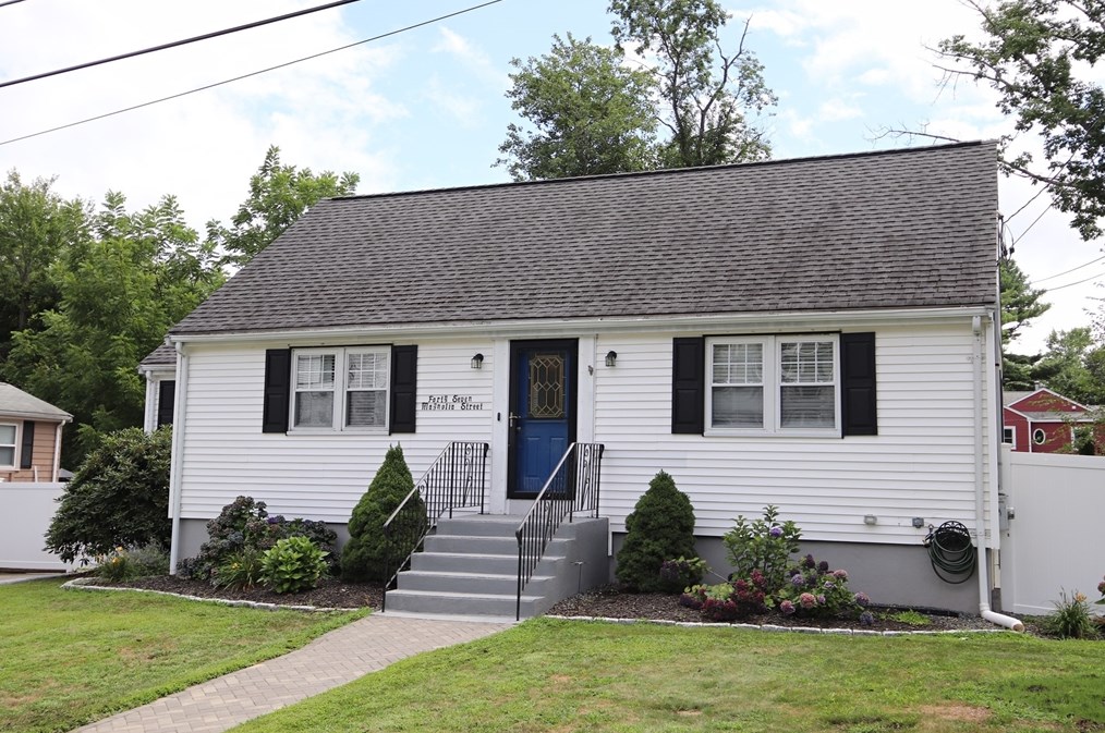 47 Magnolia St, Saugus, MA 01906