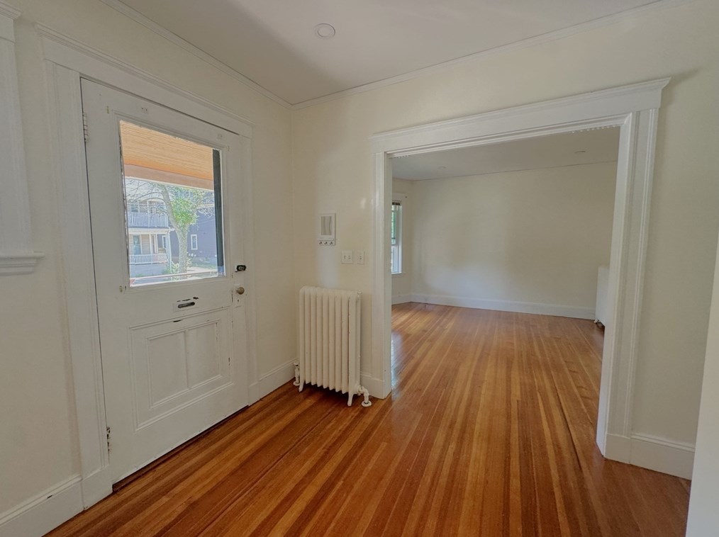 62 Berwick St #1, Belmont, MA 02478