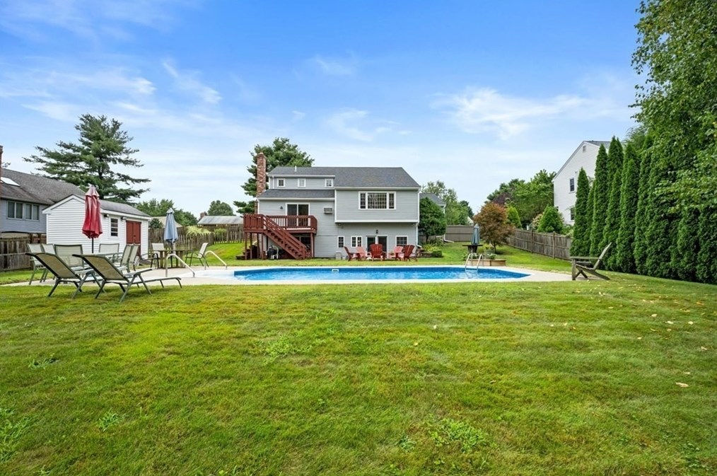 133 Indian Meadow Dr, Northborough, MA 01532