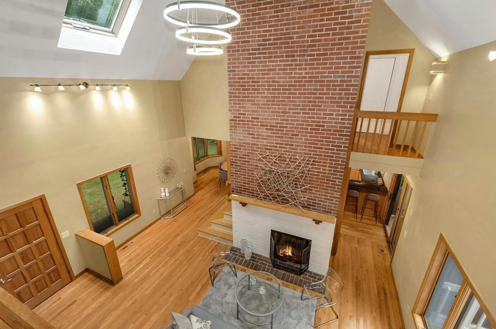 120 Newtown Rd, Acton, MA 01720