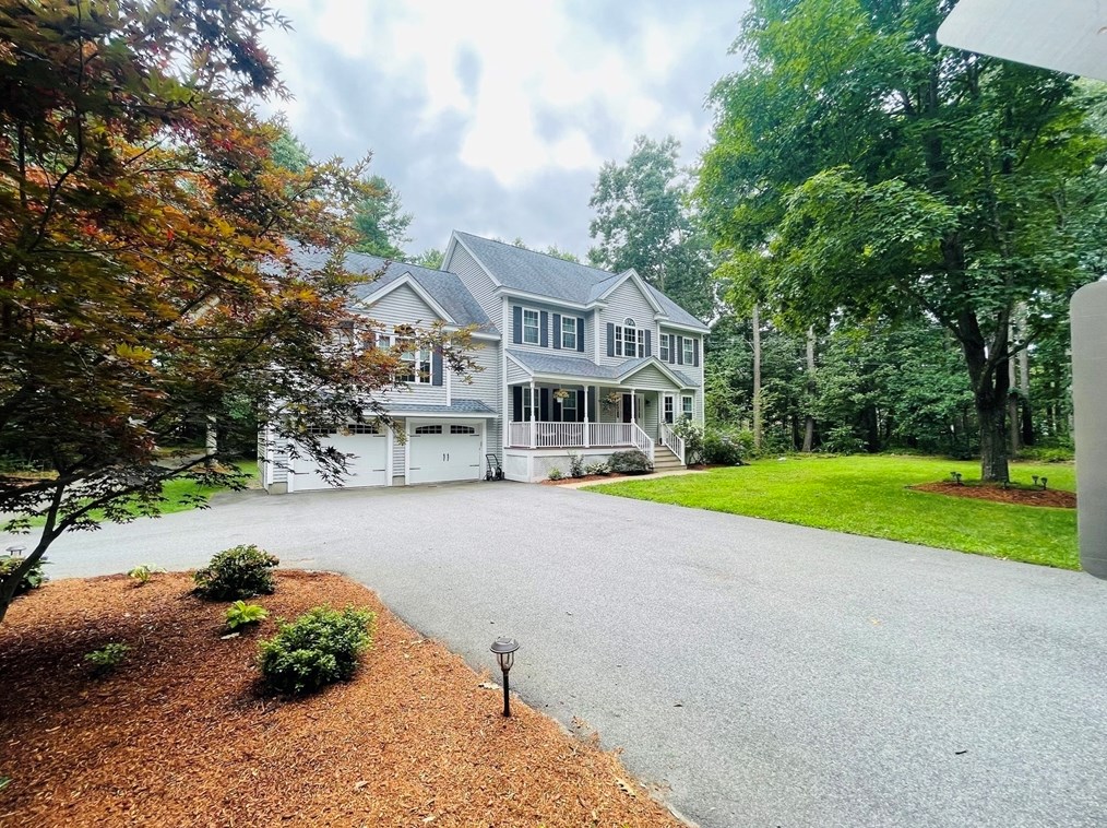 64 Parkerville Rd, Chelmsford, MA 01824
