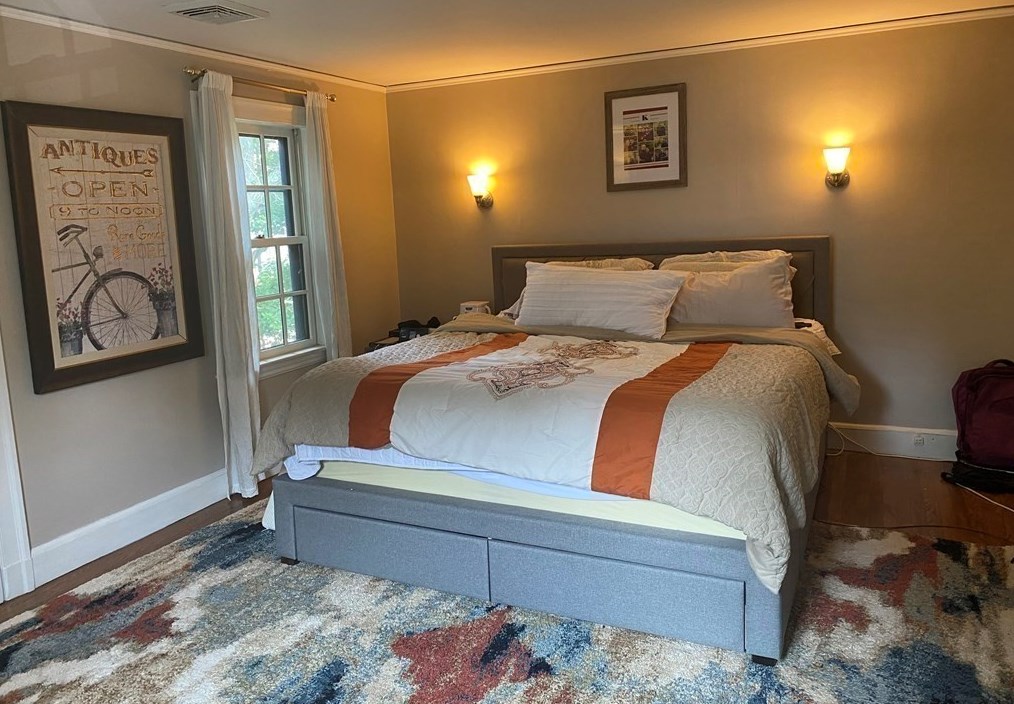 134 Woodcliff Rd, Newton MA 02461-1839 exterior