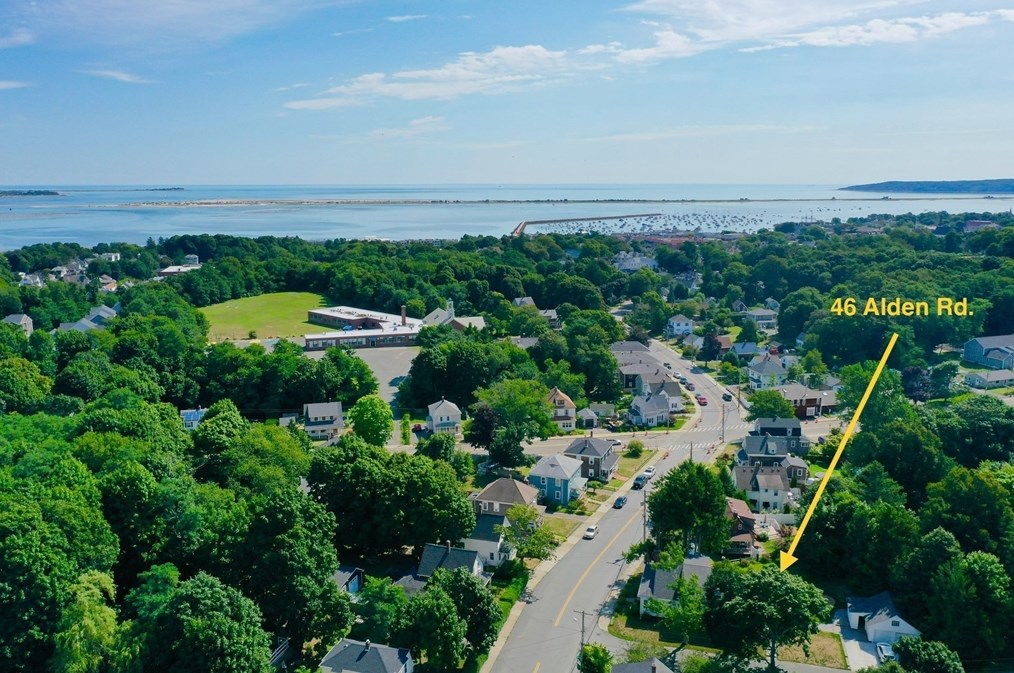 46 Alden St, Plymouth, MA 02360