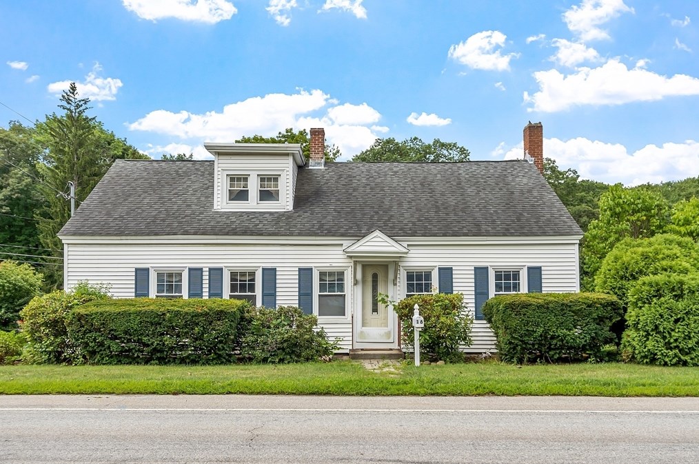 16 Maple Ave, Leominster, MA 01453