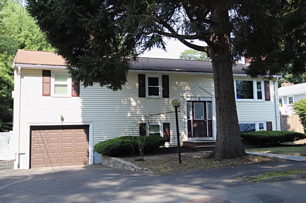 61 Central St, Saugus, MA 01906