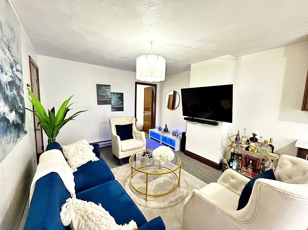 87 Cottage St #1, Boston, MA 02128