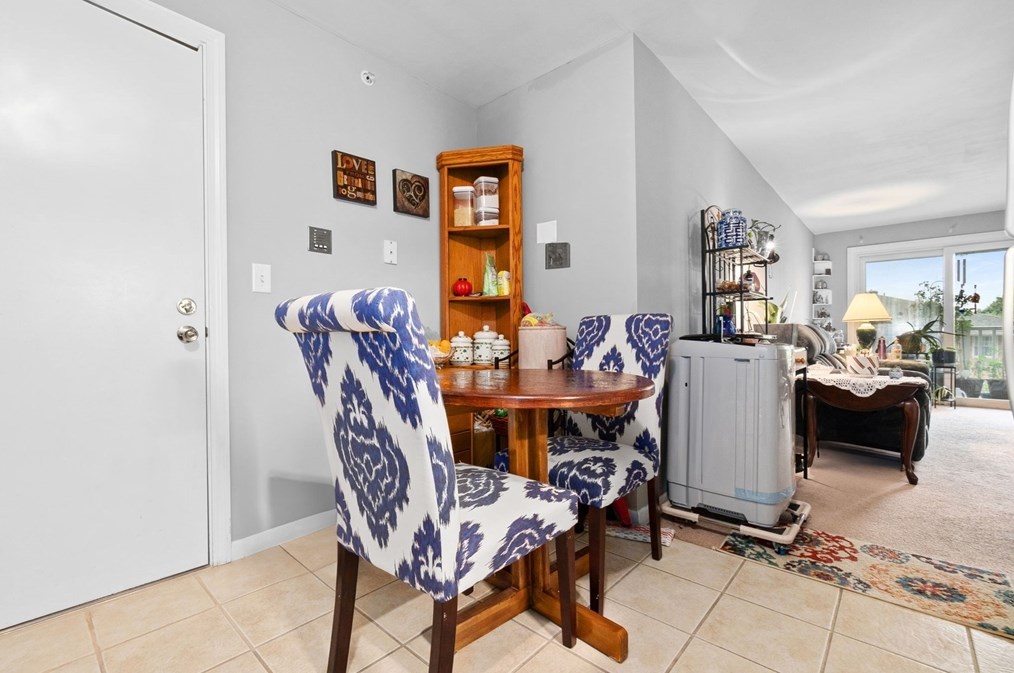 16 Woodman Way, Newburyport, MA 01950 exterior