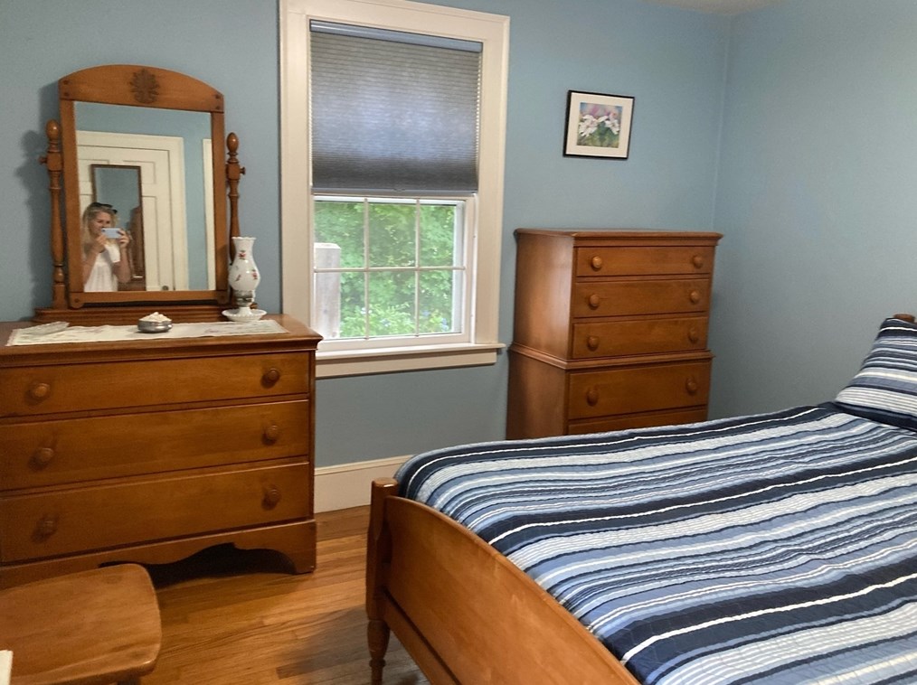 147 Huntington Ave, Dartmouth MA 02747-3271 exterior