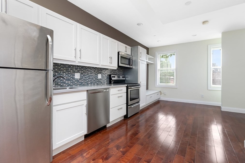 9 Anderson #5-2, Boston, MA 02114