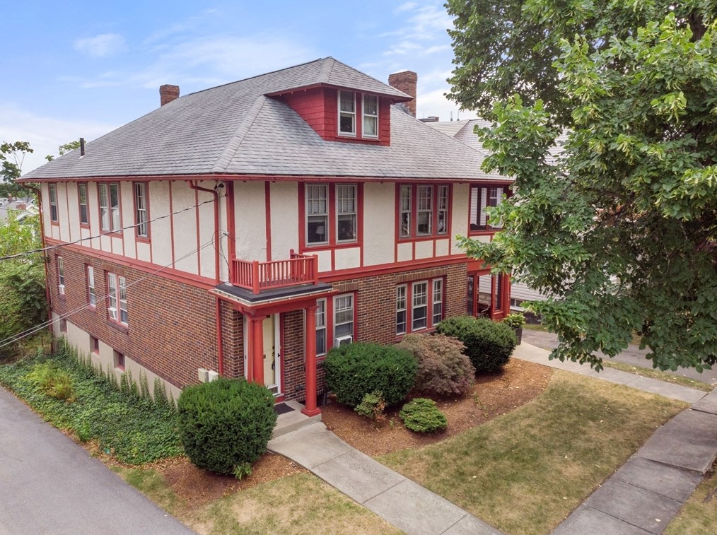 25-27 Lewis Rd, Belmont, MA 02478