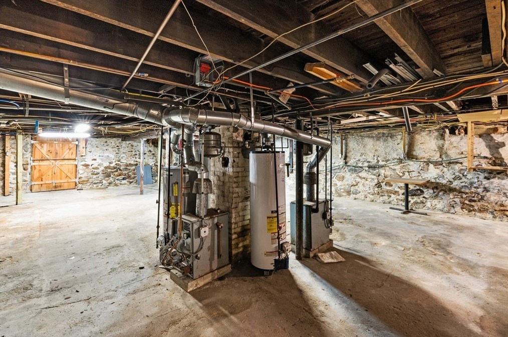 390 Main St, Fairhaven MA 02719-3485 exterior