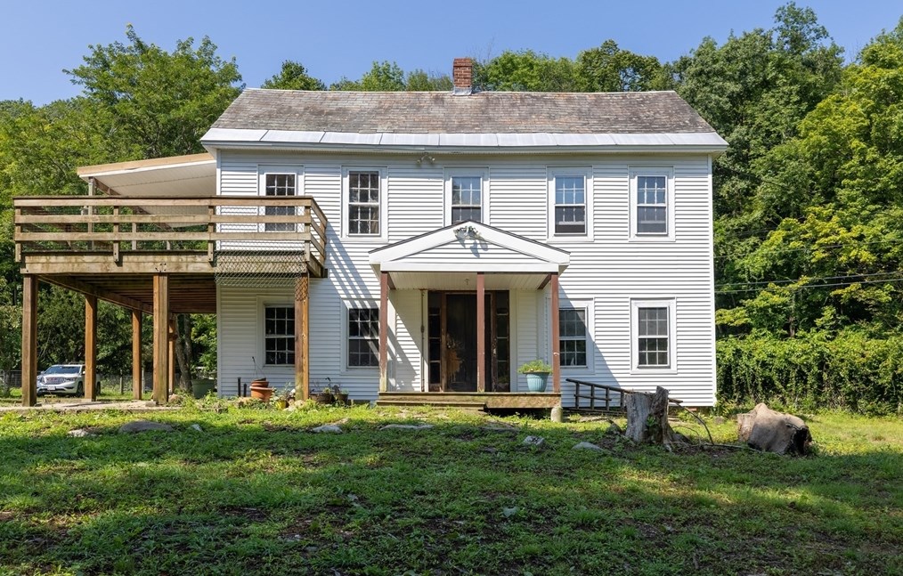 412 Main Rd, Easthampton, MA 01027
