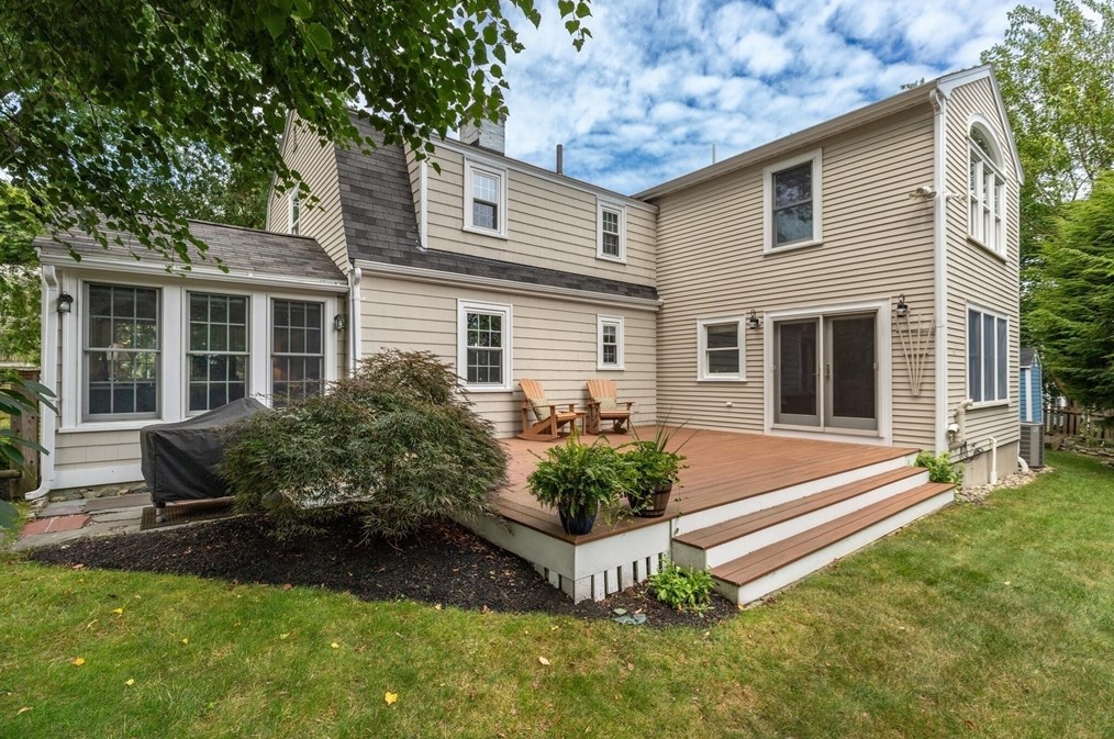 49 Westland Ave, Winchester, MA 01890-3413