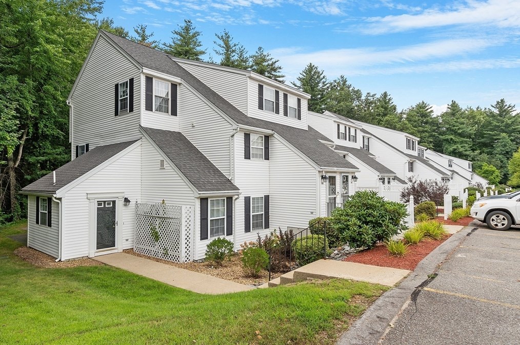 147 Berrington Rd #147, Leominster, MA 01453
