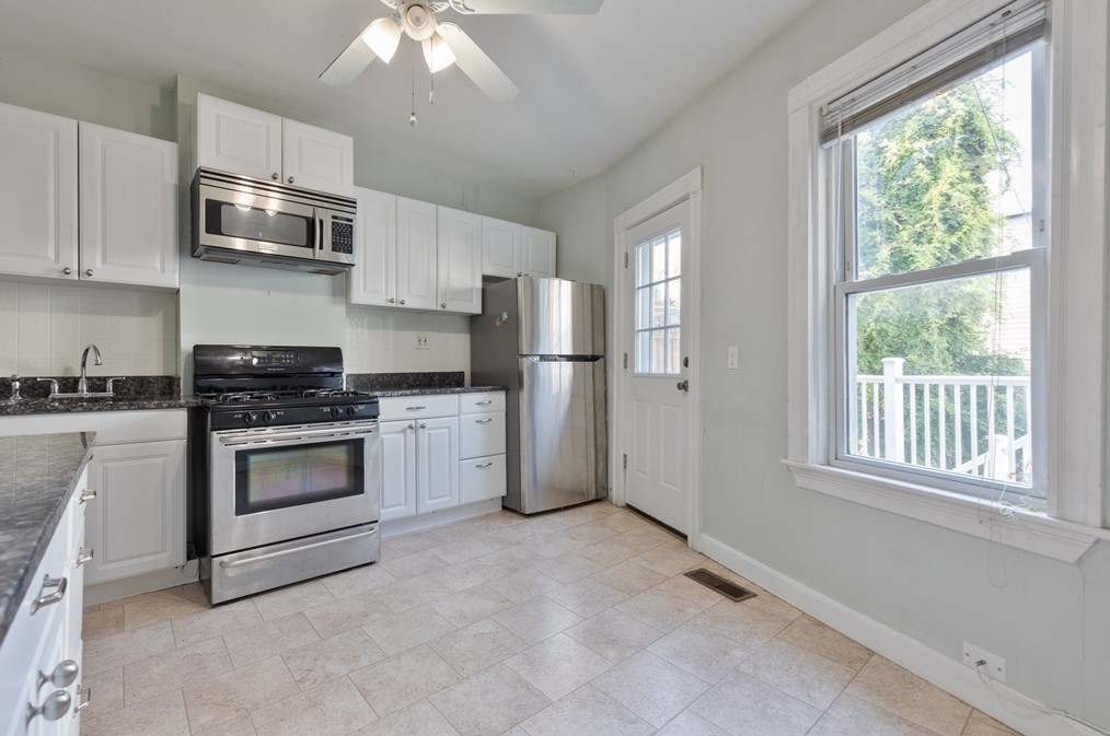 30 Emerson St #30, Boston, MA 02127