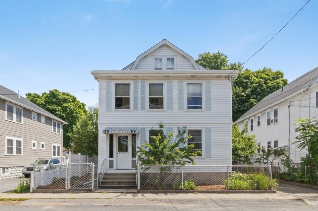 45-47 Keenan St, Watertown, MA 02472