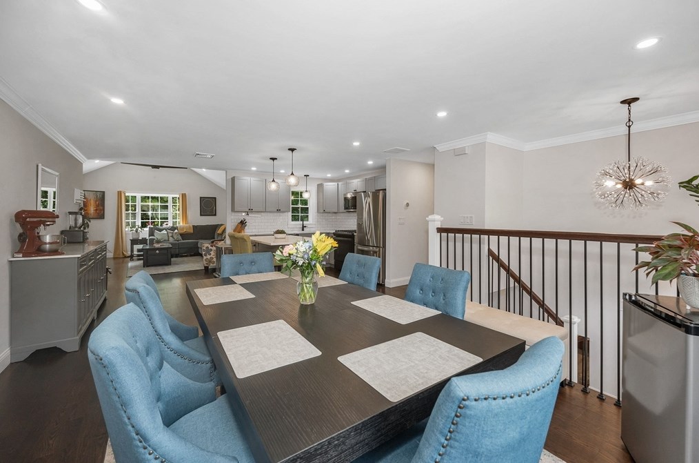 55 Rhoda St, Tewksbury MA  01876-2921 exterior