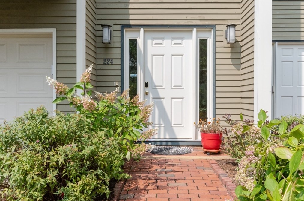 224 Kenrick St #224, Newton, MA 02458