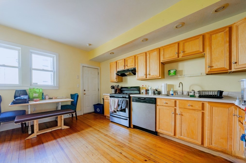 363 Cardinal Medeiros Ave #363, Cambridge, MA 02141