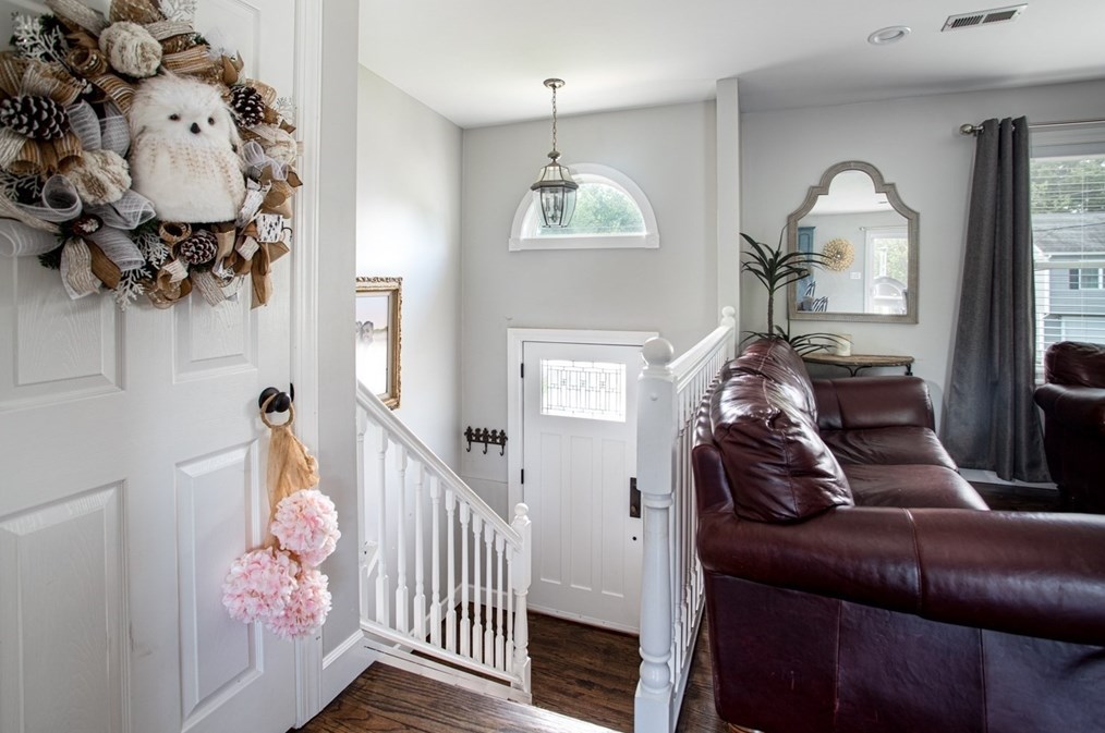 214 Lynwood St, Fall River MA  02721-2108 exterior