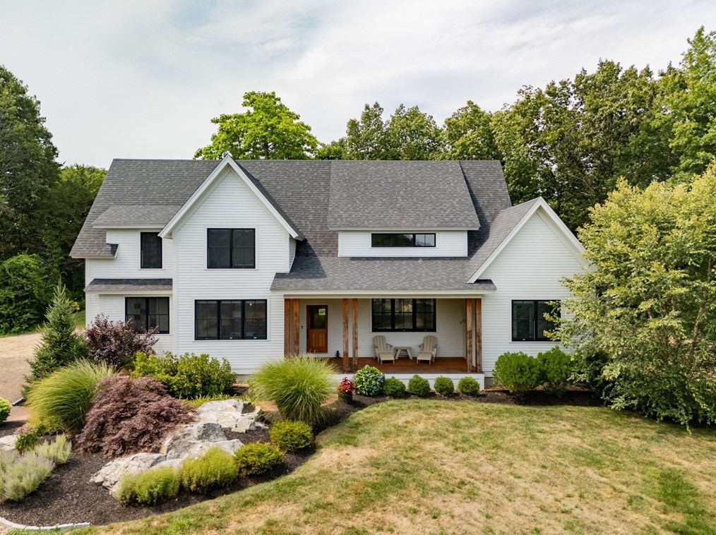 54 Hay St, Newbury, MA 01951