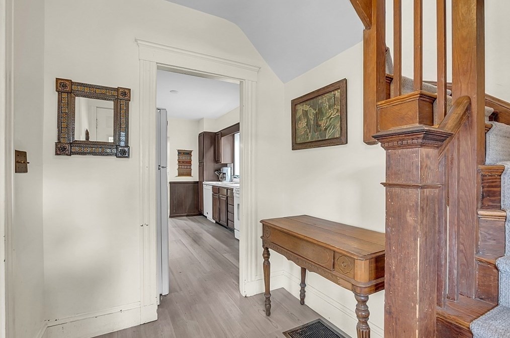 28 William St, Newton, MA 02465