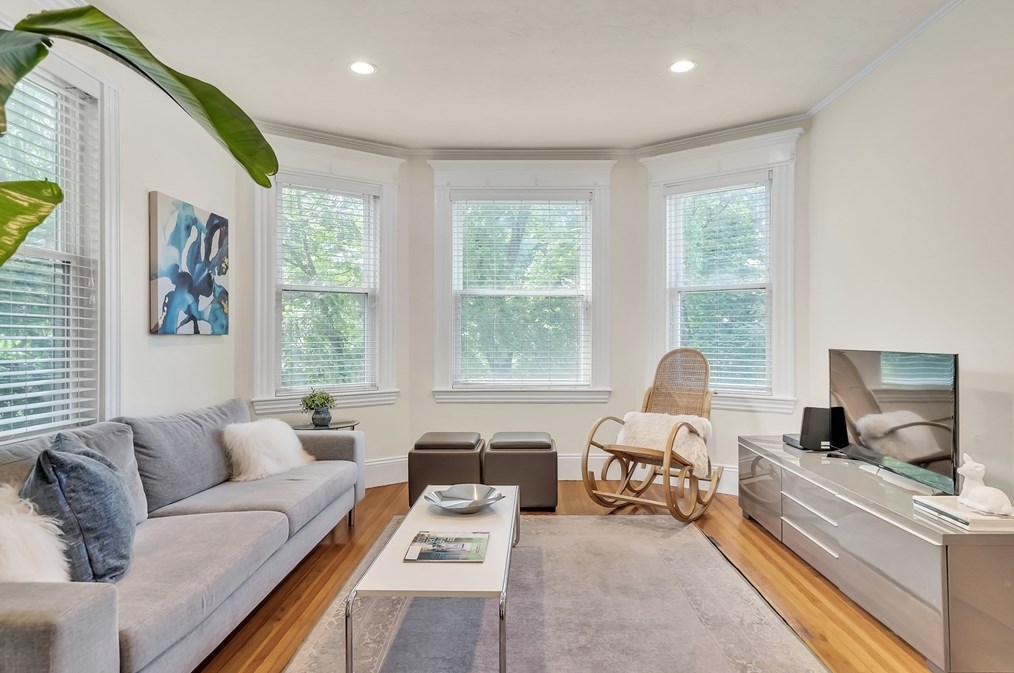 49 Prairie Ave #2, Newton, MA 02466